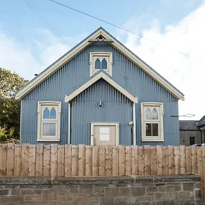 Holiday home The Iron Chapel